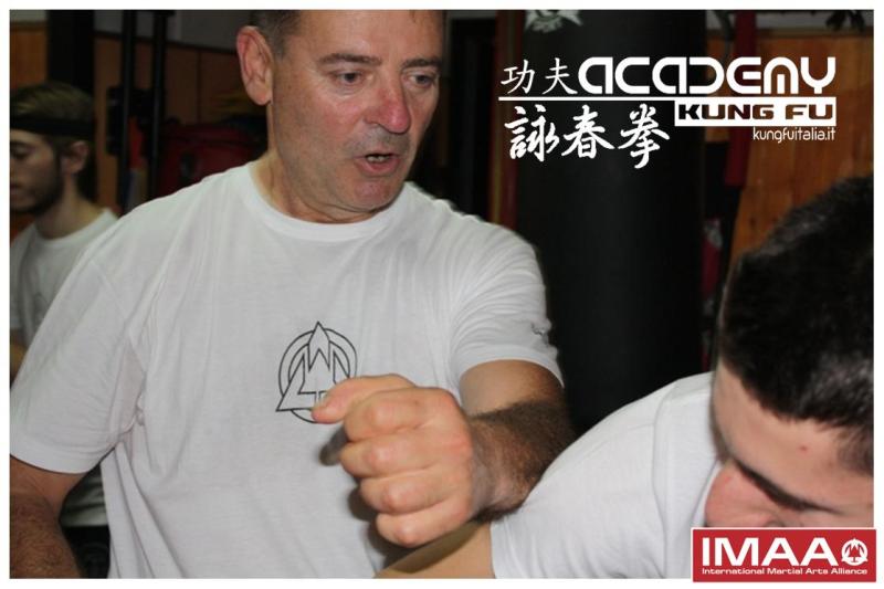 Kung Fu Academy Italia di Sifu Salvatore Mezzone Wing Tjun Ving Tsun Chun cinene artimarziali tradizionali e sport da combattimento Caserta accademia nazionale 19 giugno 2016 (1)